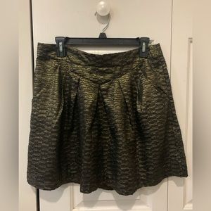 GAP skirt. Shiny gold and black